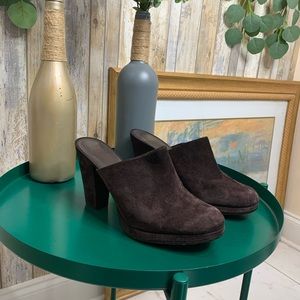 Gianni Bini Mules Clogs Shoes Brown Suede Leather Block Heel